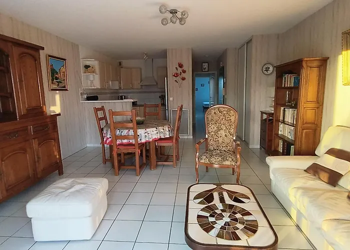 Le Broustey Casa de Férias *